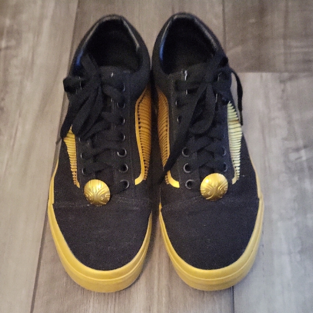 Like New Harry Potter Golden Snitch Vans